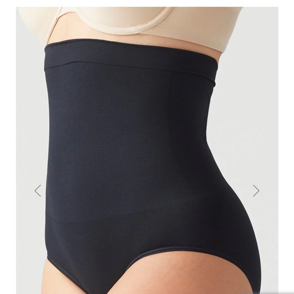 Tummies Tummy high waisted sharp wear shorts.  Black size large woman’s. - Picture 1 of 4